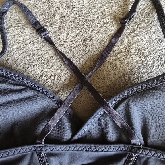 Lululemon Rehearsal Bra Grey size 6 - Picture 6 of 9